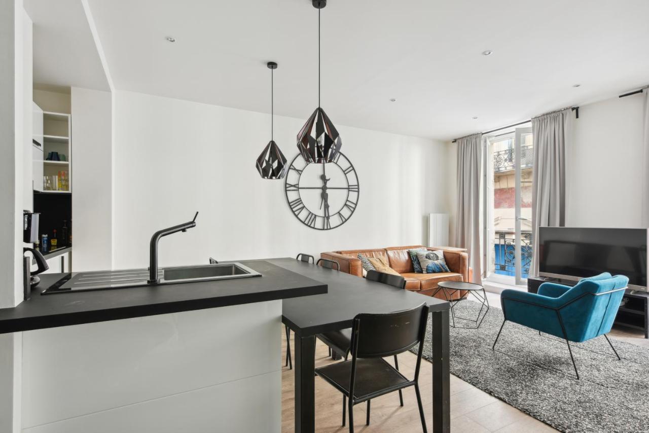 Elegant Appartement Dans Le Quartier Concorde A Париж Екстериор снимка